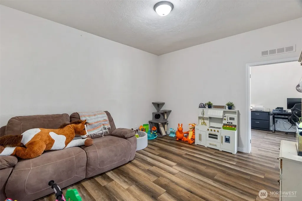9241 Littlerock Road SW Olympia WA 98512