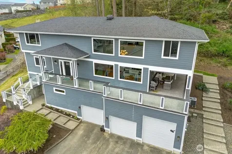 1401 32nd Street Pl SE Puyallup WA 98372
