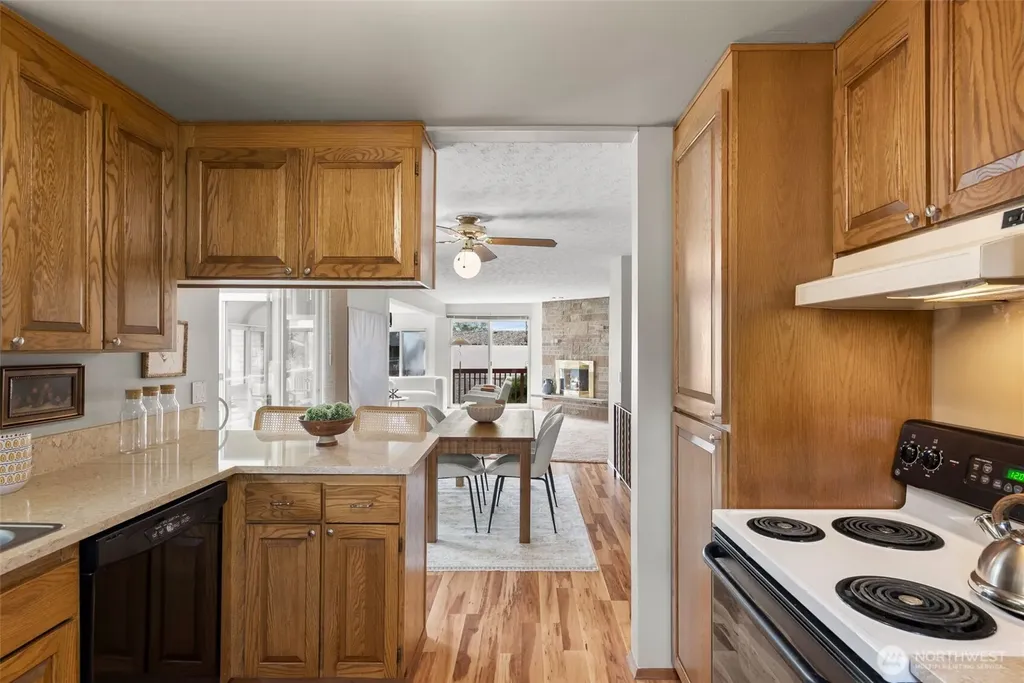 2403 185th Avenue E Lake Tapps WA 98391