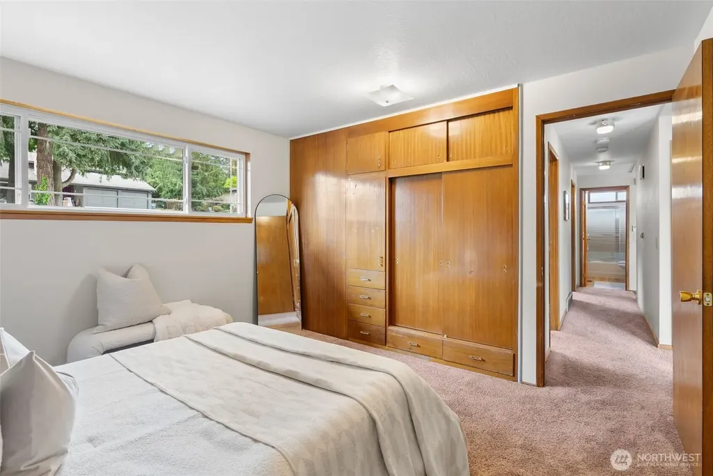 2403 185th Avenue E Lake Tapps WA 98391