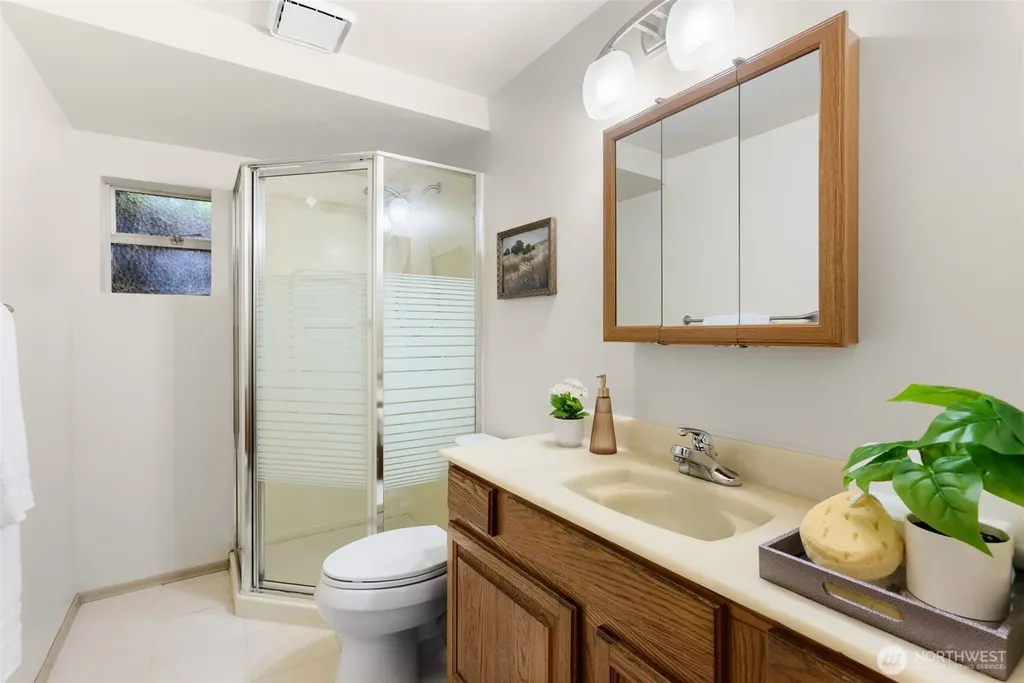 2403 185th Avenue E Lake Tapps WA 98391