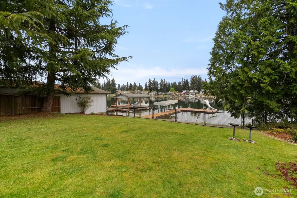 2403 185th Avenue E Lake Tapps WA 98391