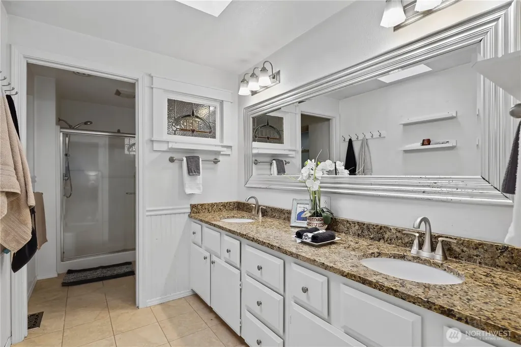 16603 199th Place NE Woodinville WA 98077