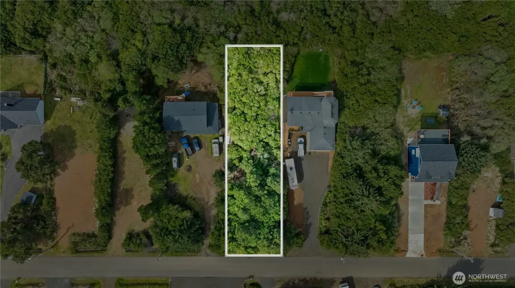323 Sand Dune Avenue NW Ocean Shores WA 98569