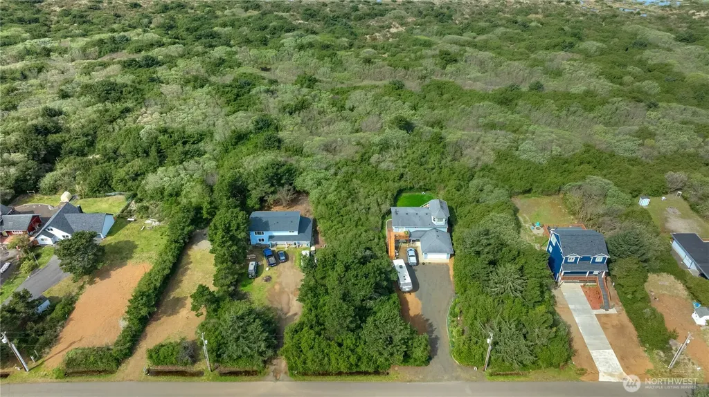323 Sand Dune Avenue NW Ocean Shores WA 98569