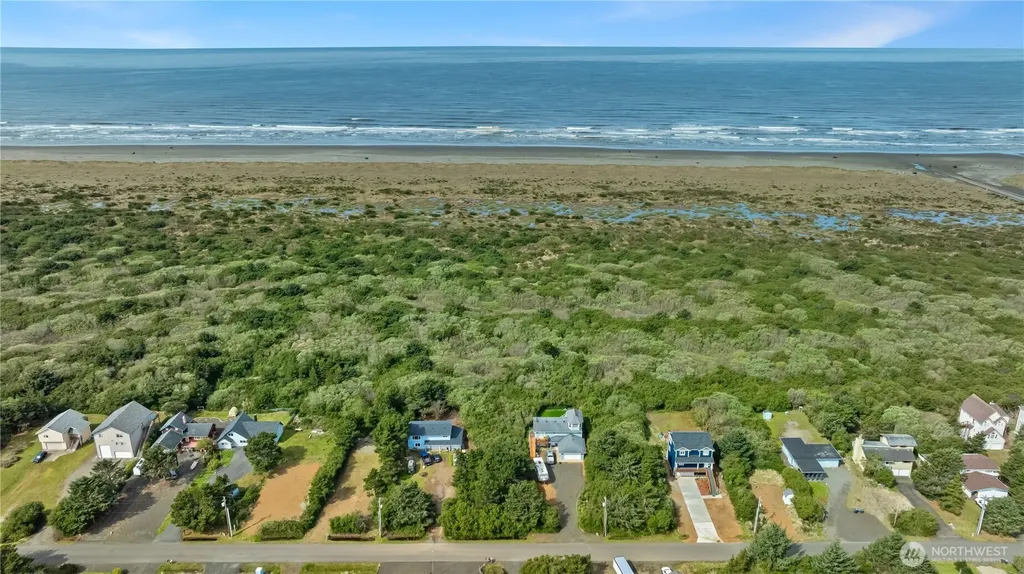 323 Sand Dune Avenue NW Ocean Shores WA 98569