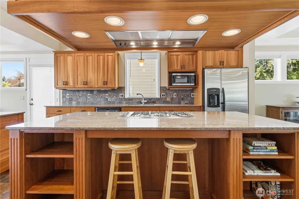 811 Medsker Road Sequim WA 98382