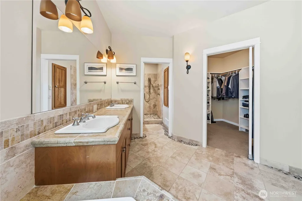 811 Medsker Road Sequim WA 98382