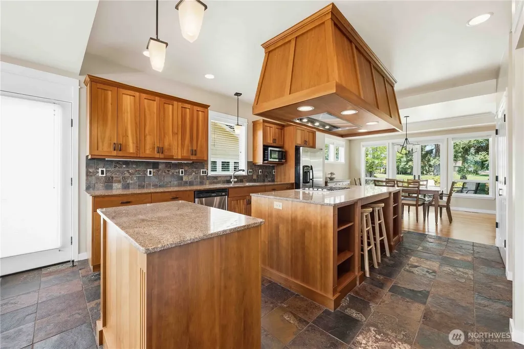 811 Medsker Road Sequim WA 98382