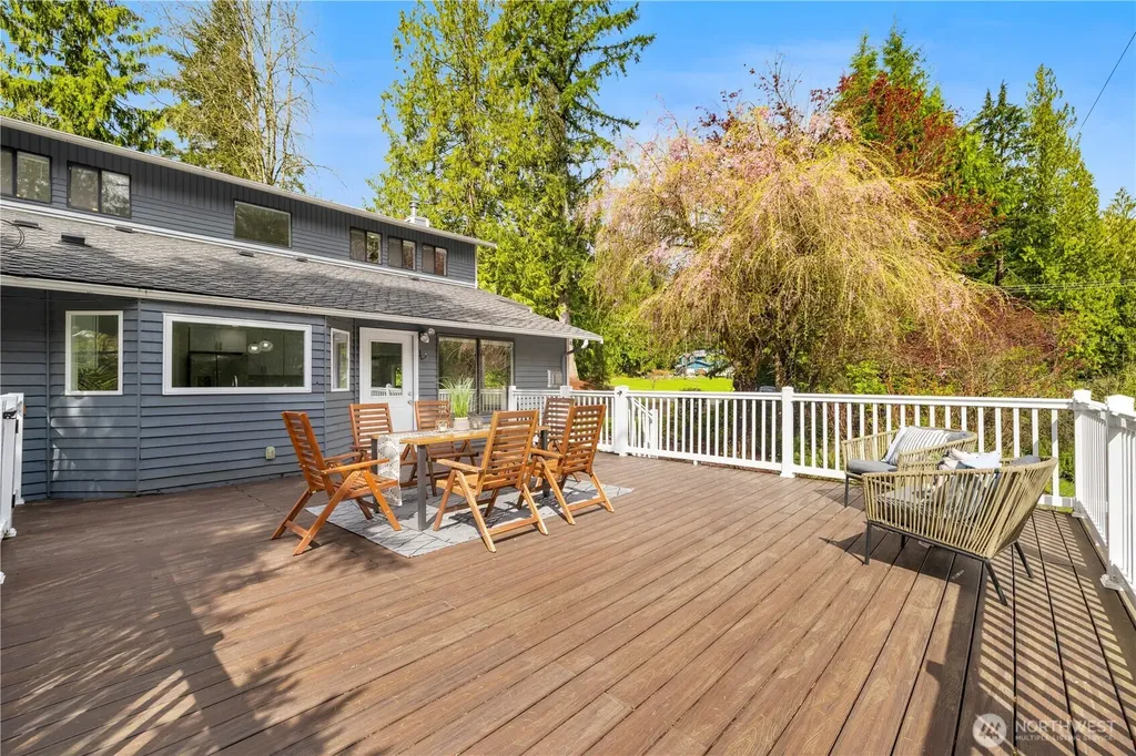 11124 Downes Road Snohomish WA 98296