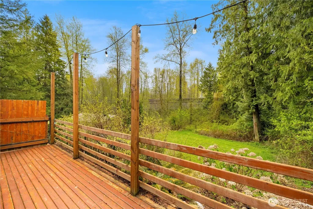 11124 Downes Road Snohomish WA 98296