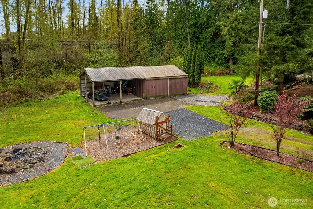 11124 Downes Road Snohomish WA 98296