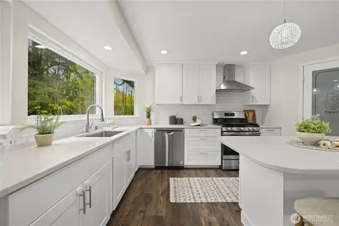 11124 Downes Road Snohomish WA 98296