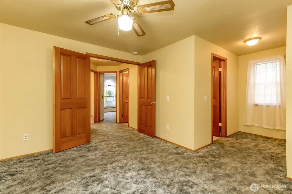 30028 51st Court S Auburn WA 98001