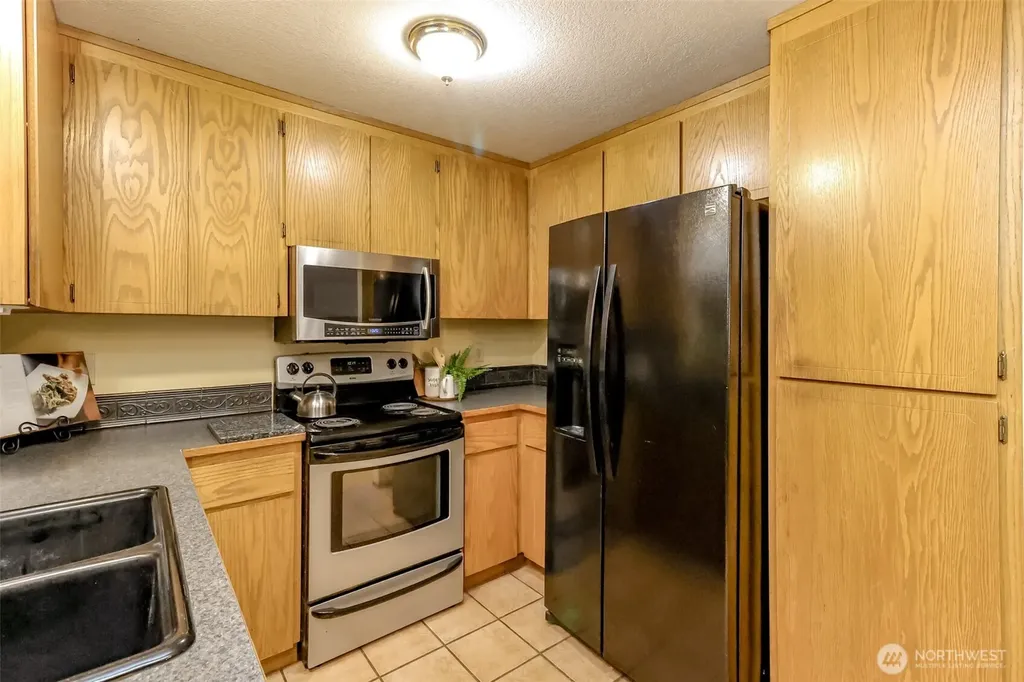 30028 51st Court S Auburn WA 98001