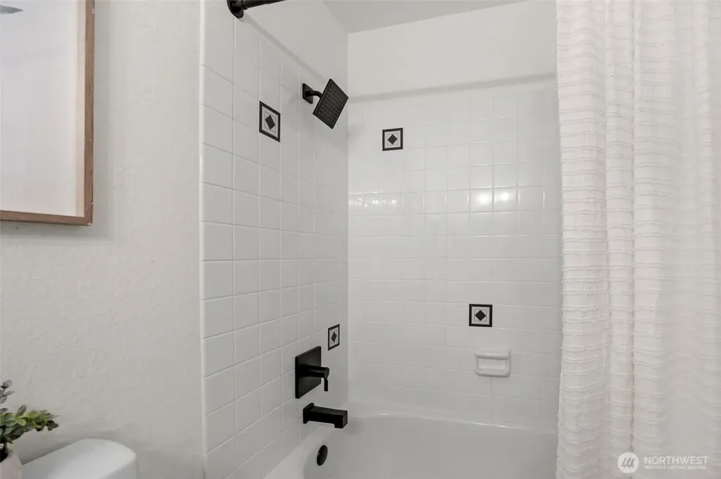 17414 Brook Boulevard Bothell WA 98021