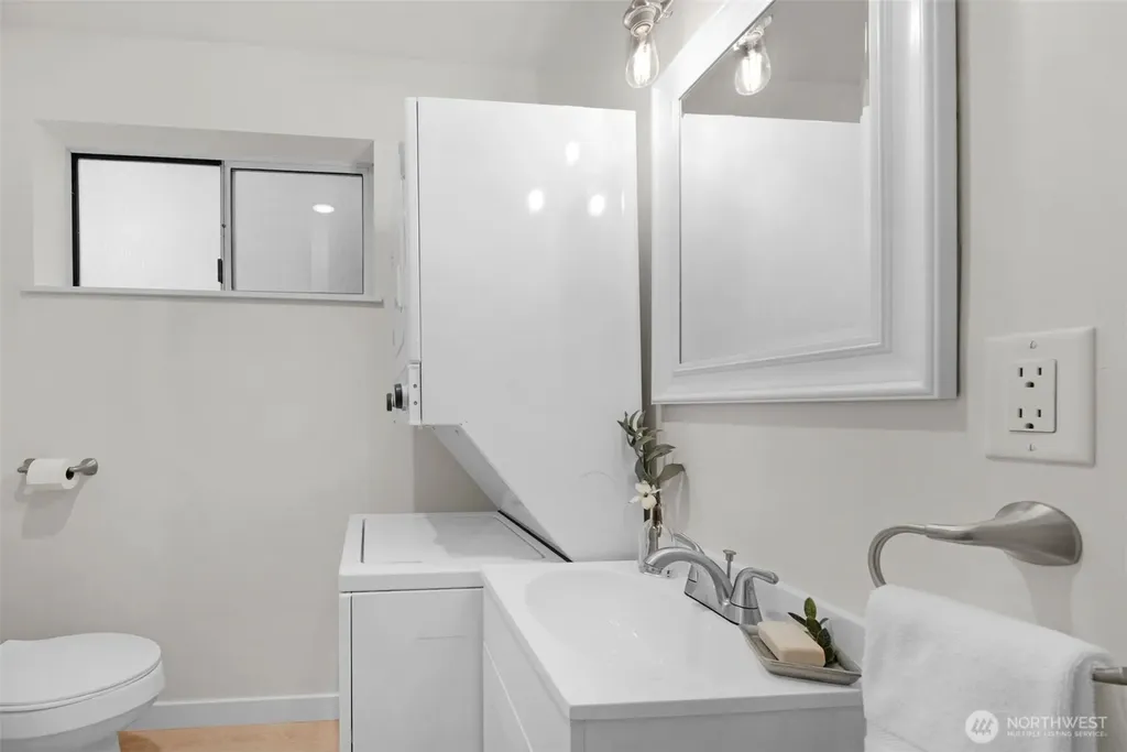 17414 Brook Boulevard Bothell WA 98021