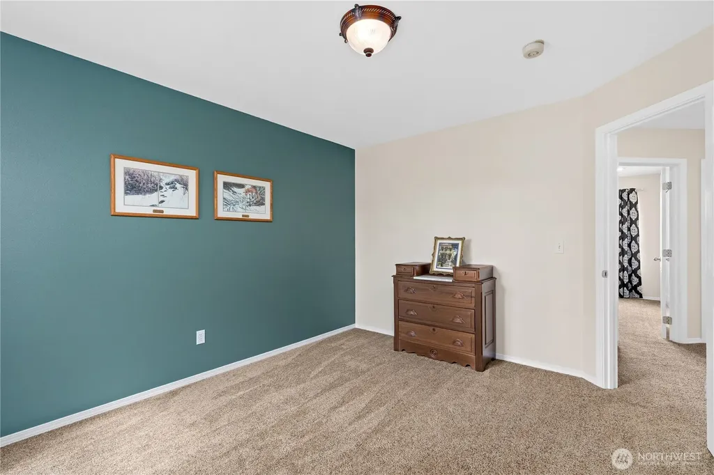 10019 SE 244th Court Kent WA 98030