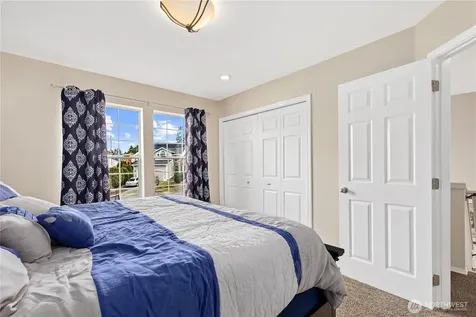 10019 SE 244th Court Kent WA 98030