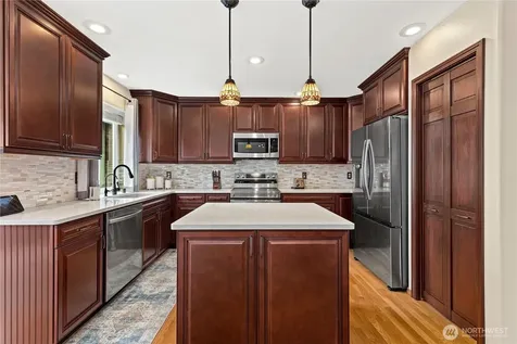 10019 SE 244th Court Kent WA 98030