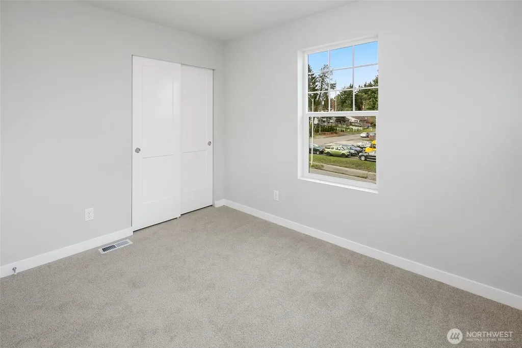 562 SW 97th Street Seattle WA 98106