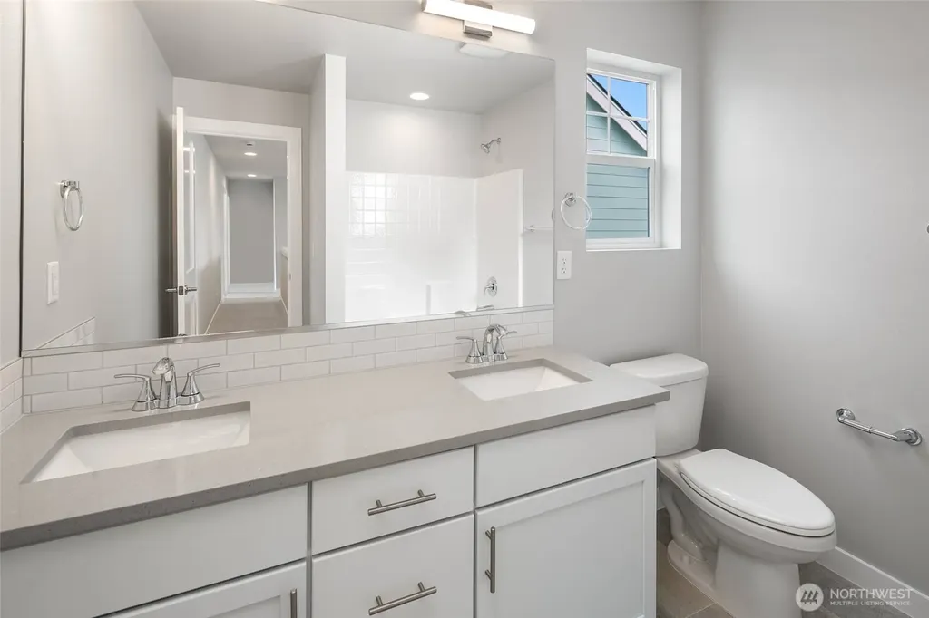 562 SW 97th Street Seattle WA 98106