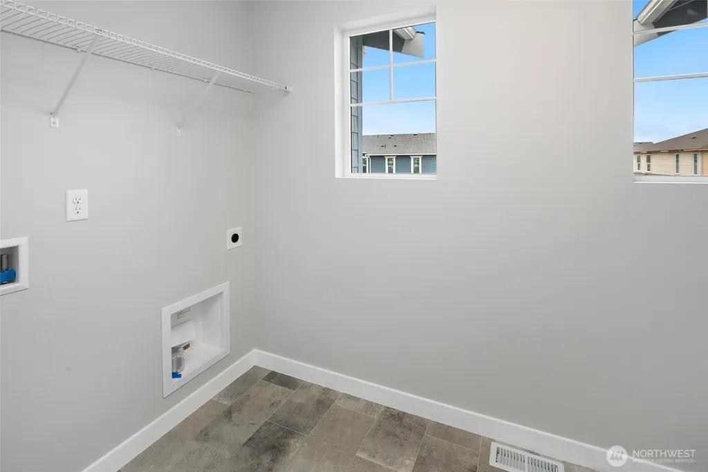 562 SW 97th Street Seattle WA 98106