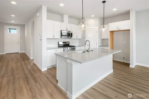 562 SW 97th Street Seattle WA 98106