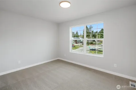 562 SW 97th Street Seattle WA 98106