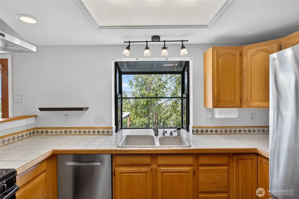 3508 W 8th Street Anacortes WA 98221