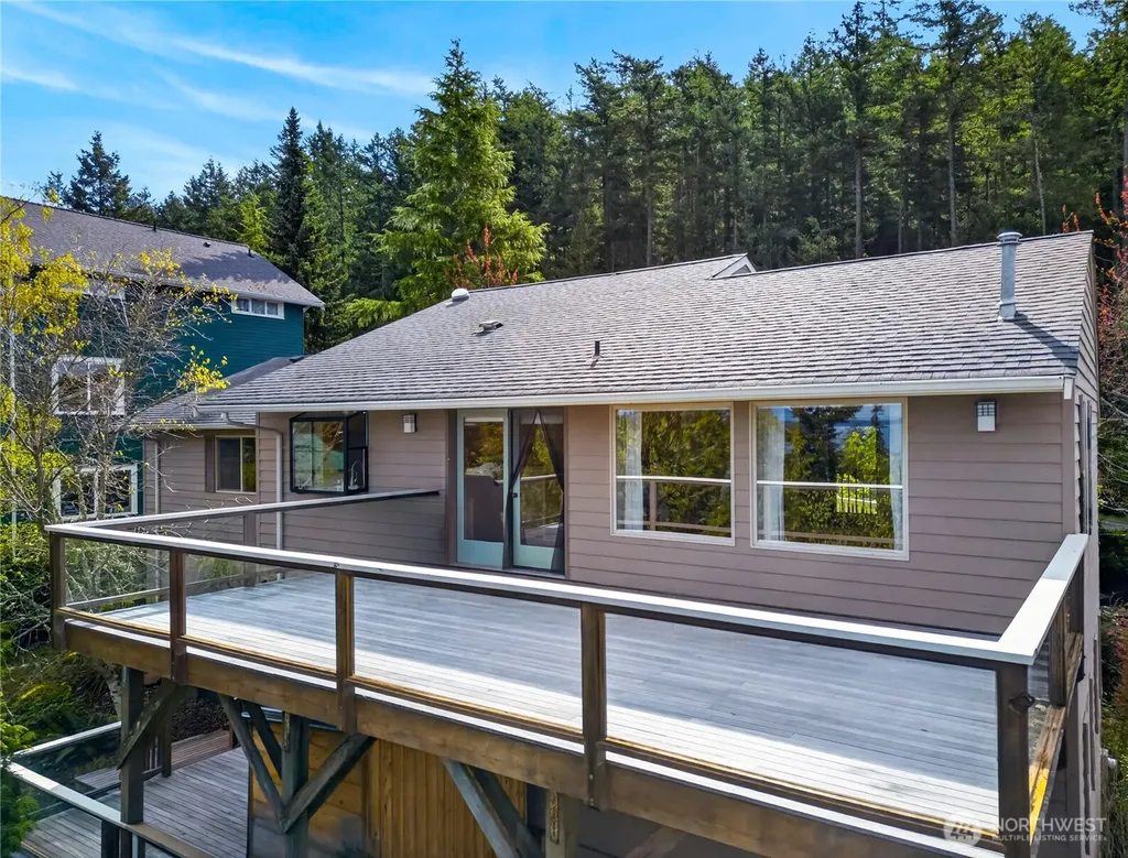 3508 W 8th Street Anacortes WA 98221
