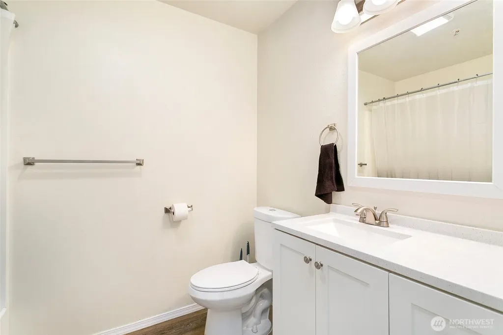 1825 S 330th Street Federal Way WA 98003