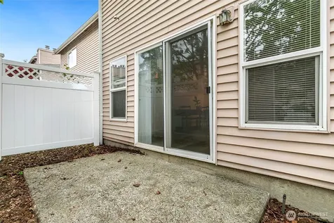 1825 S 330th Street Federal Way WA 98003