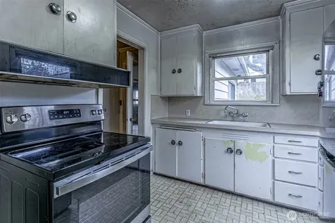 7035 S 127th Street Seattle WA 98178