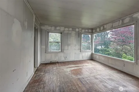 7035 S 127th Street Seattle WA 98178
