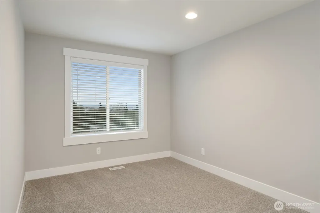 7574 S 130th Place Seattle WA 98178
