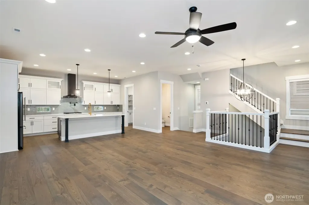 7574 S 130th Place Seattle WA 98178