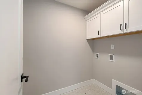 7574 S 130th Place Seattle WA 98178