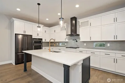 7574 S 130th Place Seattle WA 98178