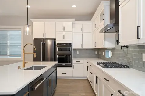 7574 S 130th Place Seattle WA 98178