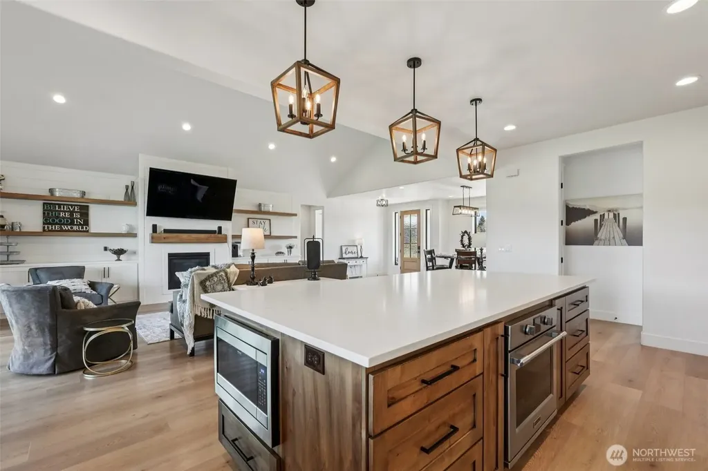 270 Tulip Lane Woodland WA 98674