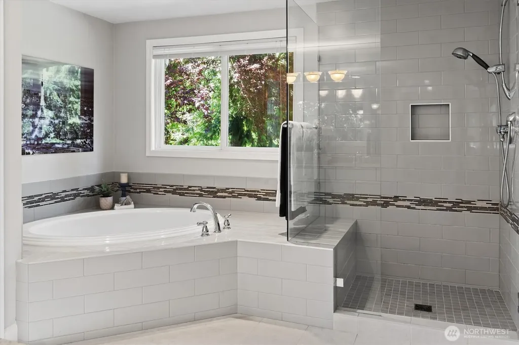 11000 SE 24th Place Bellevue WA 98004