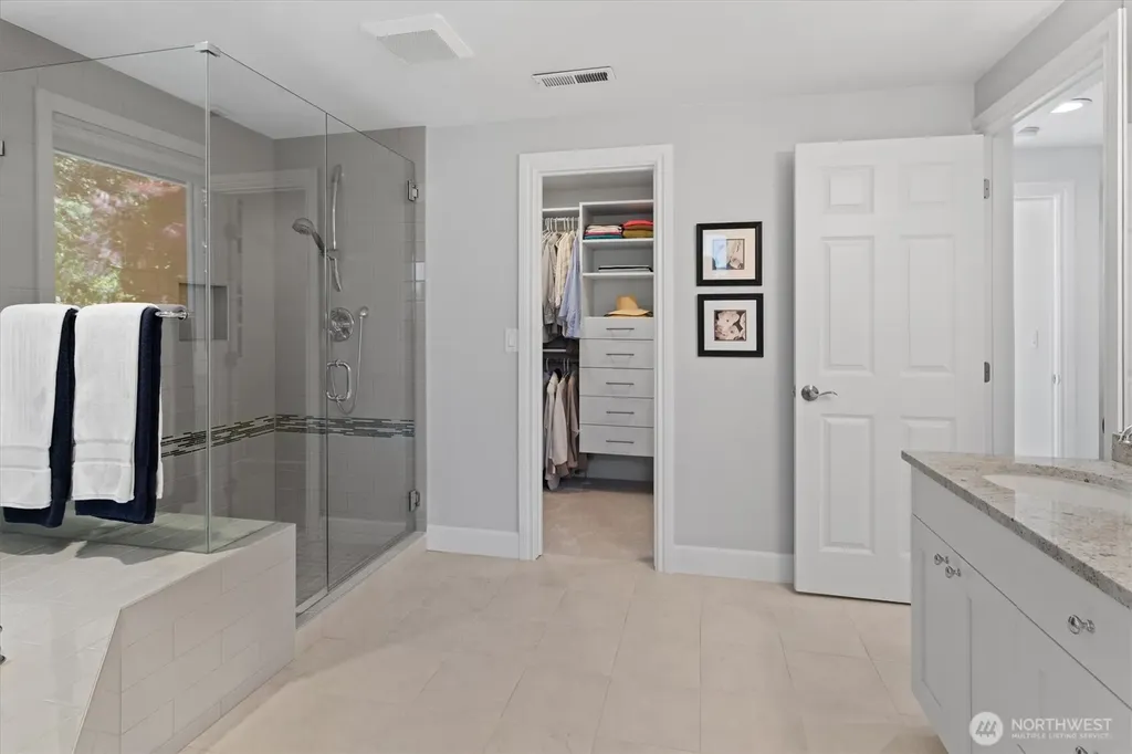 11000 SE 24th Place Bellevue WA 98004