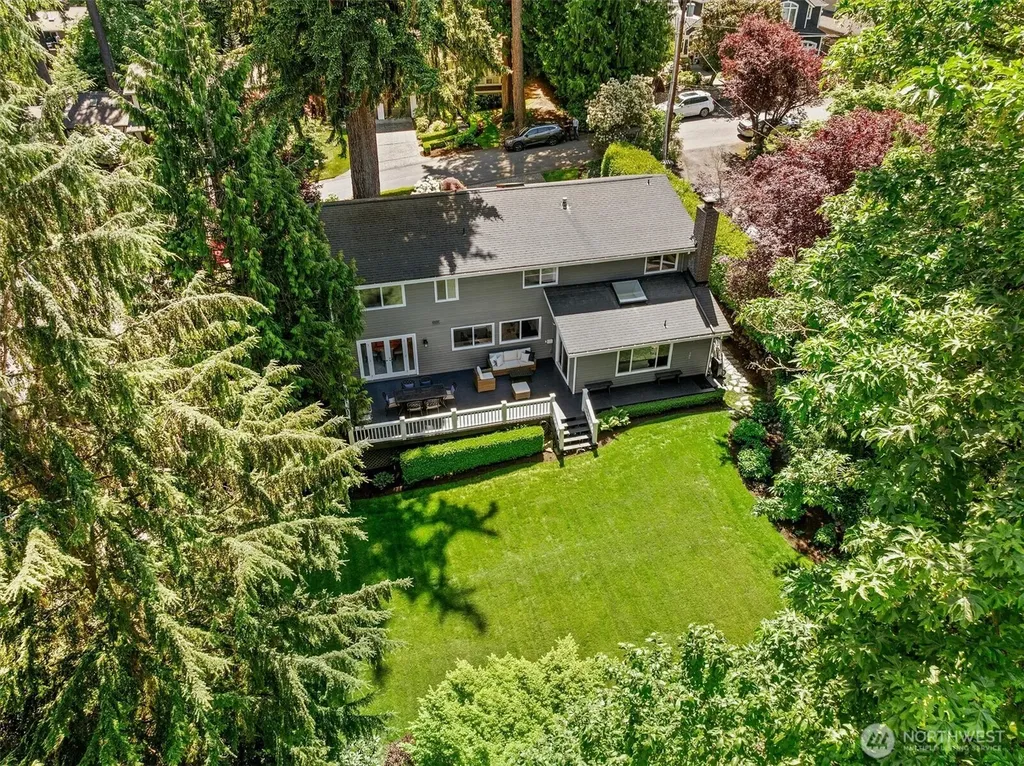 11000 SE 24th Place Bellevue WA 98004