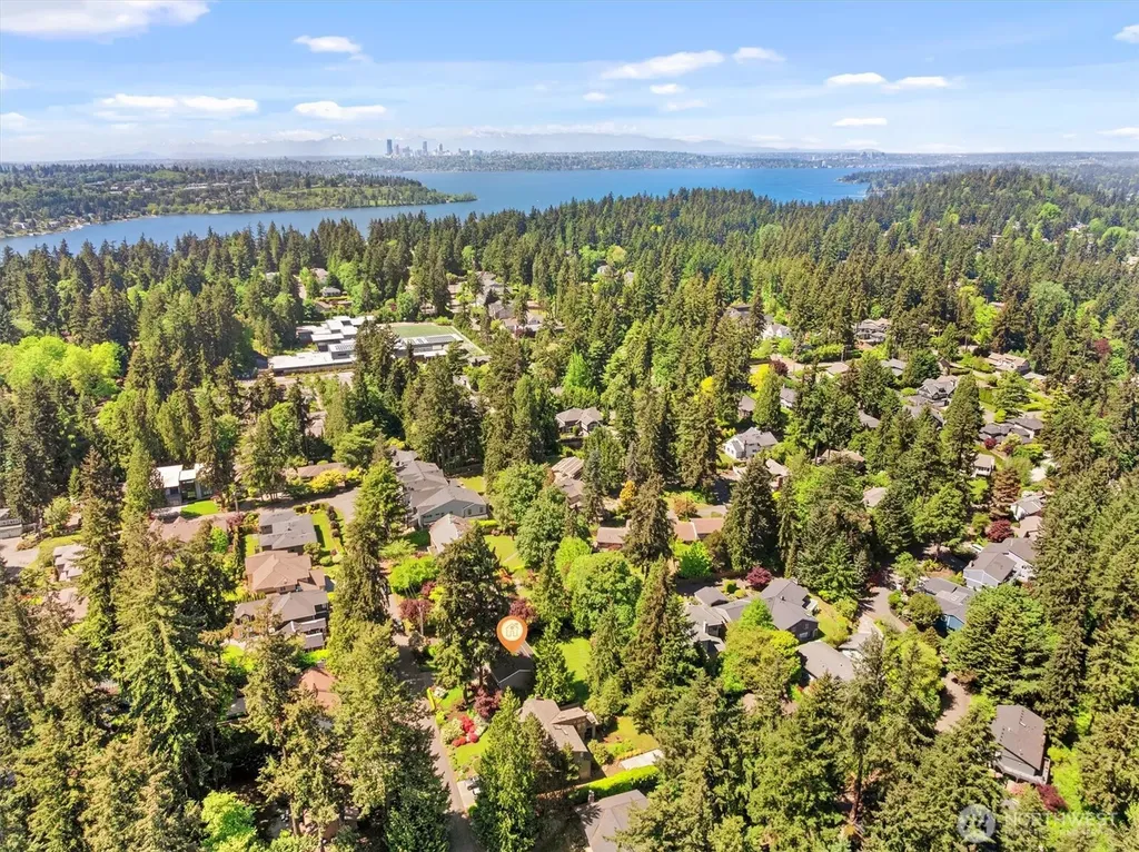 11000 SE 24th Place Bellevue WA 98004