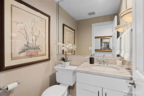 11000 SE 24th Place Bellevue WA 98004