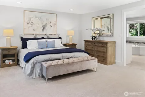 11000 SE 24th Place Bellevue WA 98004