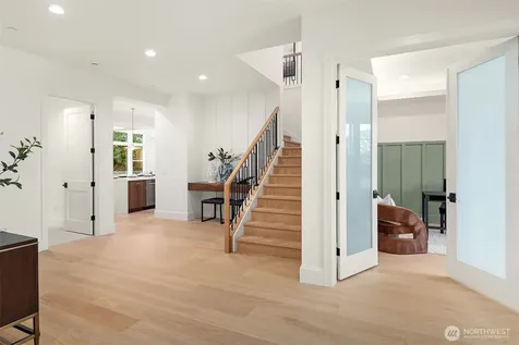 138 159th Place SE Bellevue WA 98008