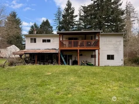 6105 Sunnyslope SW Port Orchard WA 98367