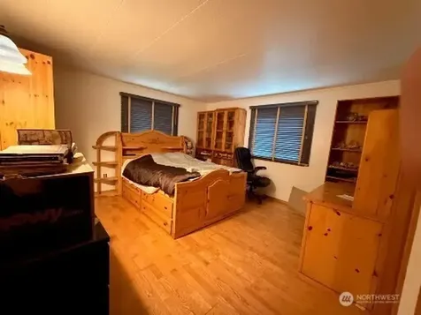 6105 Sunnyslope SW Port Orchard WA 98367
